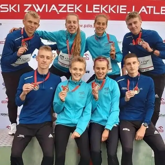 Młode biegaczki ze Szklarskiej Poręby walczyły w Inowrocławiu. Województwo na 4. miejscu