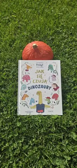 „Jak się czują dinozaury” – mądra książka o emocjach dla małego zucha