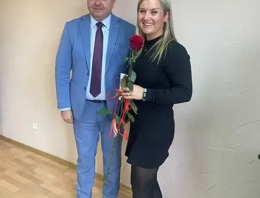 Nauczycielka z Mysłakowic nagrodzona przez Wójta za wyjątkowe zaangażowanie w edukację