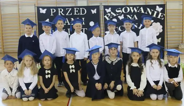 Pasowanie na pierwszoklasistę i Dzień Edukacji Narodowej w jednej uroczystości