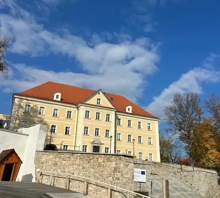 Uczniowie z Barcinka odkrywali Karkonosze i tajniki hutnictwa szkła