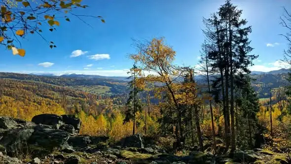 Nauczyciele z Karpacza odkrywali czeską stronę Karkonoszy